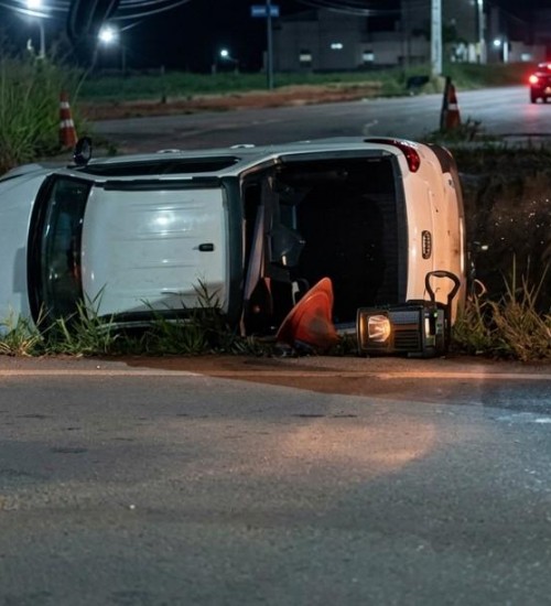 Família fica ferida após capotamento de veículo em Lucas do Rio Verde