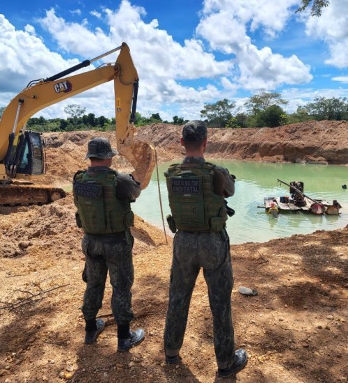 Garimpo ilegal é fechado e máquinas são apreendidas em Nova Guarita
